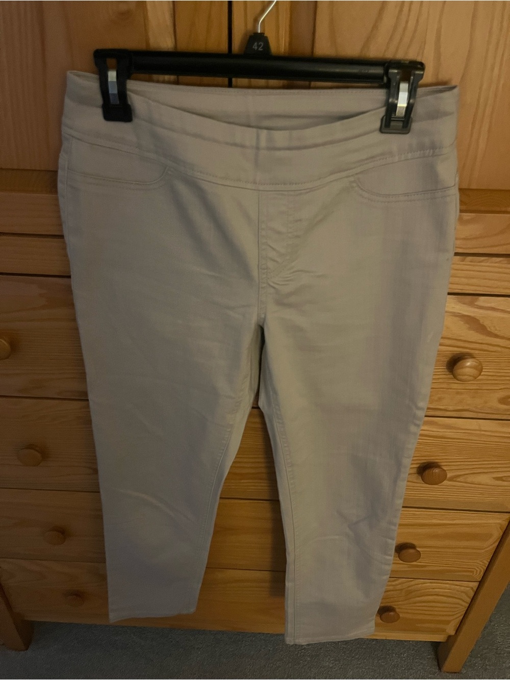 Style & Co Women’s Khaki Stretch Pull-On Capri 8P